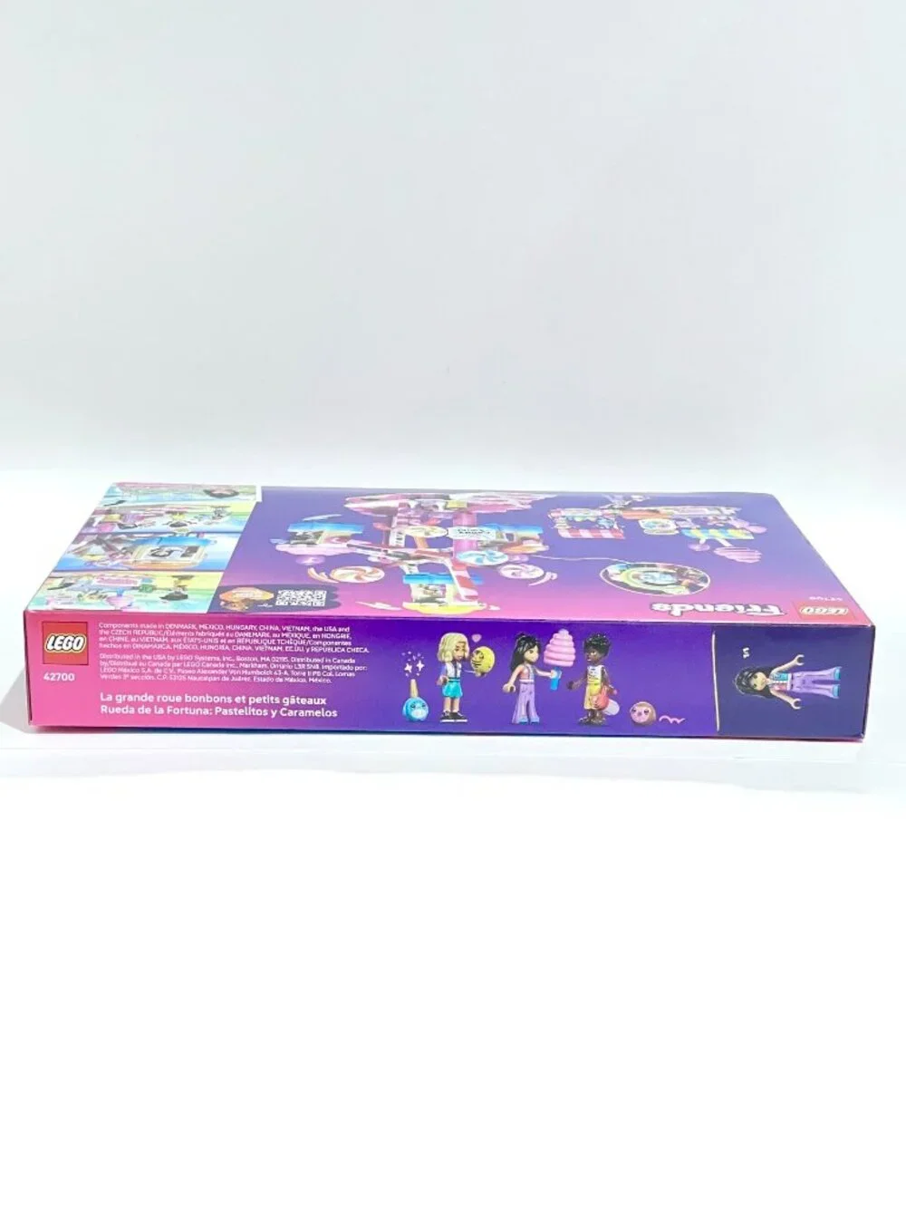 LEGO Friends 42700 Candy & Cupcake Ferris Wheel NIB New in Hand